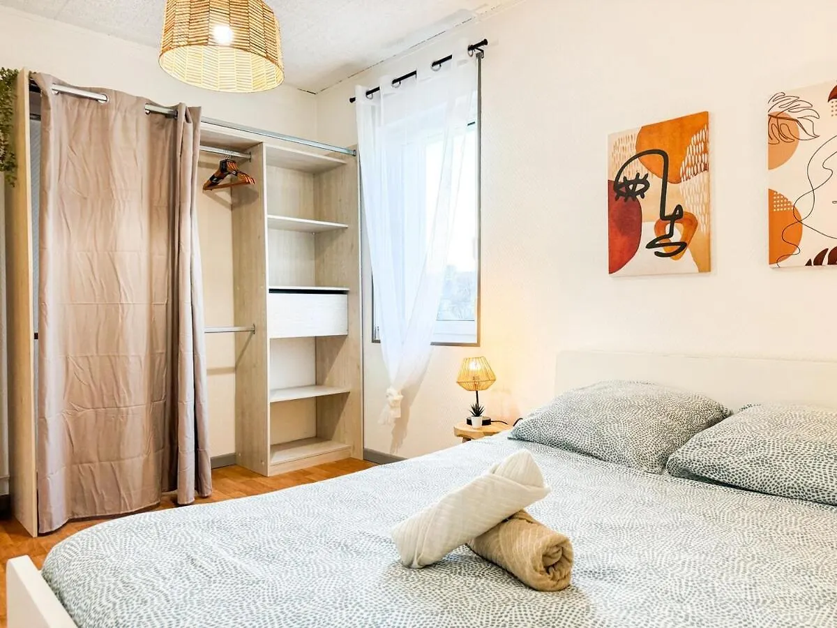 Apartamento New Calme Et Lumineux Centre Parking Prive Guingamp Francia